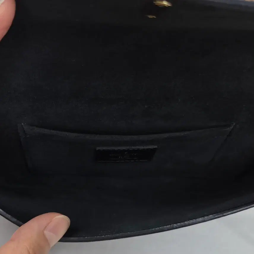 [BUNJANG] Louis Vuitton Padlock on Strap / 루이비통 내장칩 패드락온스트랩