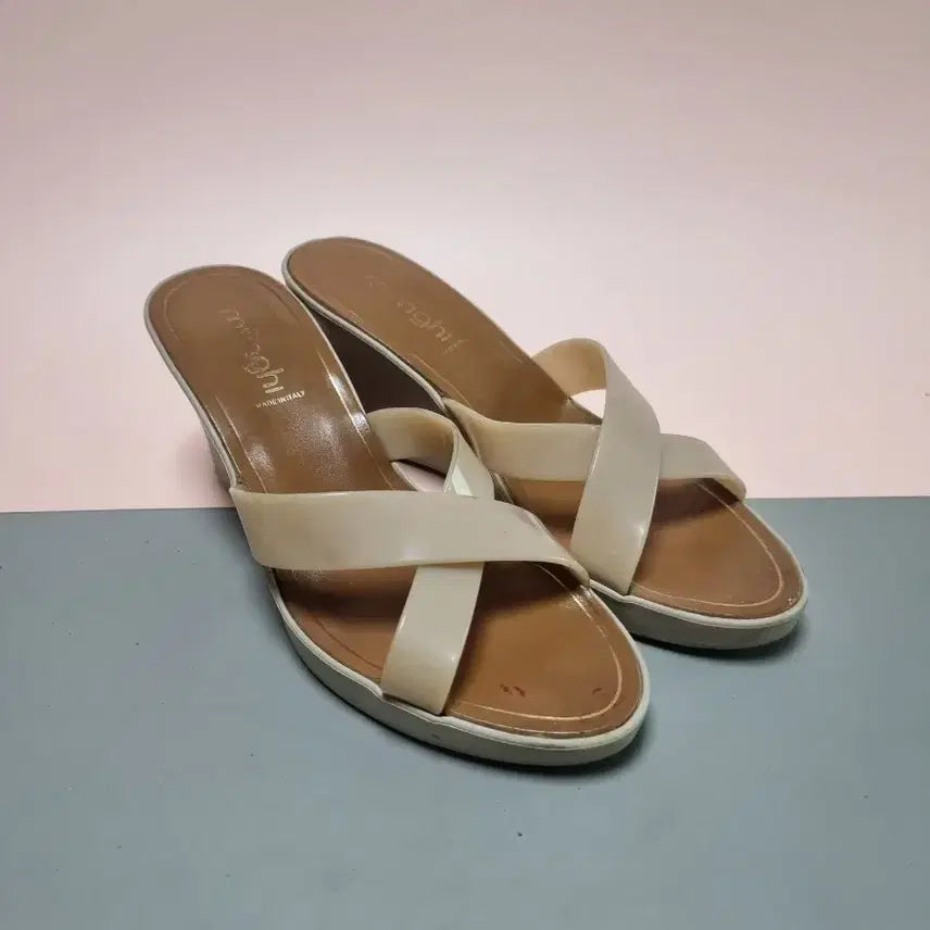 [BUNJANG] menghi Jelly Sandal Heels / menghi 젤리240 샌들 힐