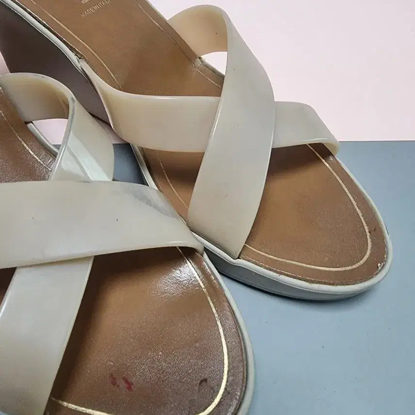 [BUNJANG] menghi Jelly Sandal Heels / menghi 젤리240 샌들 힐