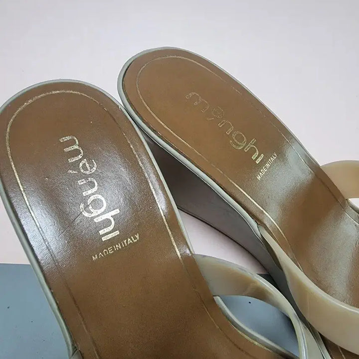 [BUNJANG] menghi Jelly Sandal Heels / menghi 젤리240 샌들 힐