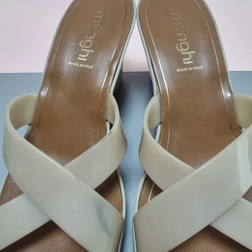 [BUNJANG] menghi Jelly Sandal Heels / menghi 젤리240 샌들 힐
