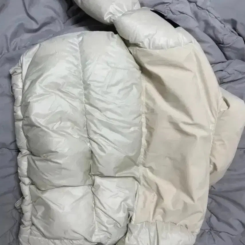 [BUNJANG] Calvin Klein Padded Jacket / 캘빈클라인 패딩