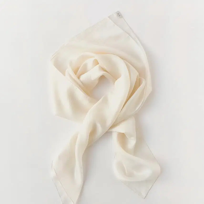 [BUNJANG] SIE Obea Shawl Scarf (Light Cream) / 시에 sie 오베아 숄 스카프 (라이트 크림)