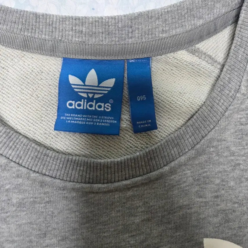 [BUNJANG] Adidas Originals Big Logo Gray Sweatshirt / 아디다스 오리지널 빅로고 그레이 맨투맨 95