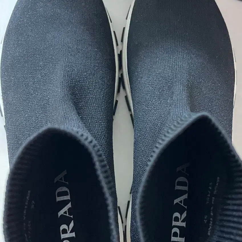 [BUNJANG] Prada Black Knit Sneakers Size 37 / [정품]프라다 블랙 니트 스니커즈/37사이즈