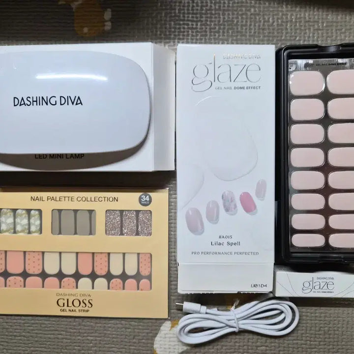 [BUNJANG] Dashing Diva Nail Tip Set / 새상품) 데싱디바 네일팁 램프 + 글레이즈 젤네일스트립