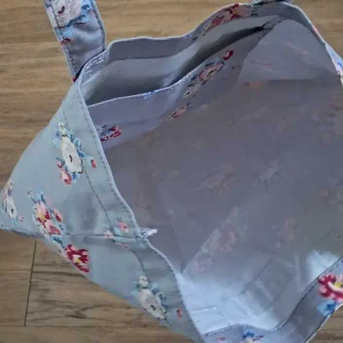 [BUNJANG] Cath Kidston Floral Pattern Shoulder Bag / 캐스키드슨 플라워 패턴 숄더백