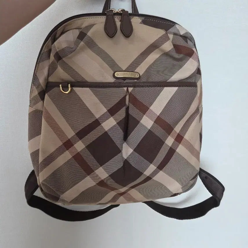 [SOLD OUT] 닥스 패브릭 체크 백팩