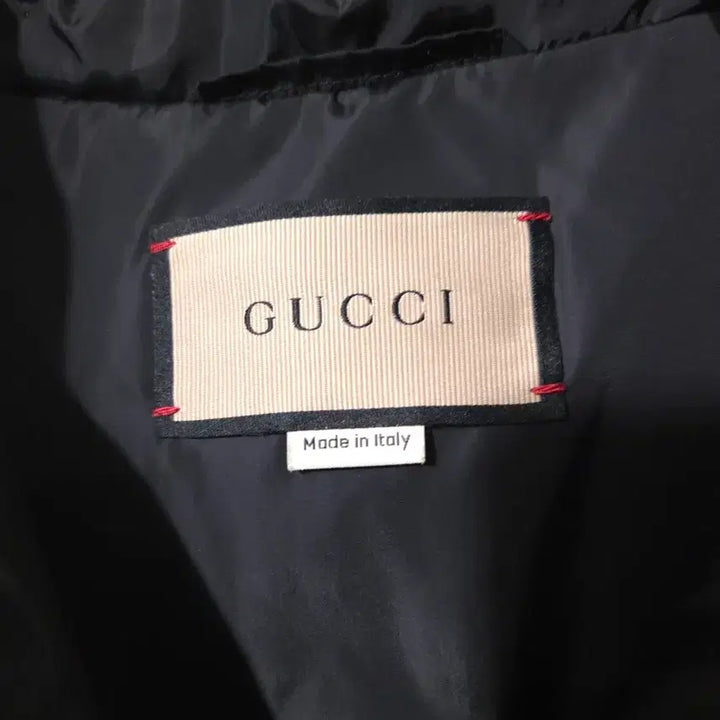 [BUNJANG] Gucci Full Monogram Padded Vest / [새상품급] 구찌 풀 모노그램 패딩 조끼
