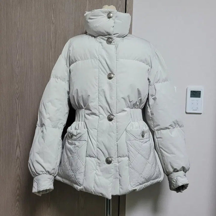 [BUNJANG] Obze Mint Green Down Jacket / 오늘만이가격!!  한섬 오브제 22년8월식 고급스런 여성  패딩 점퍼