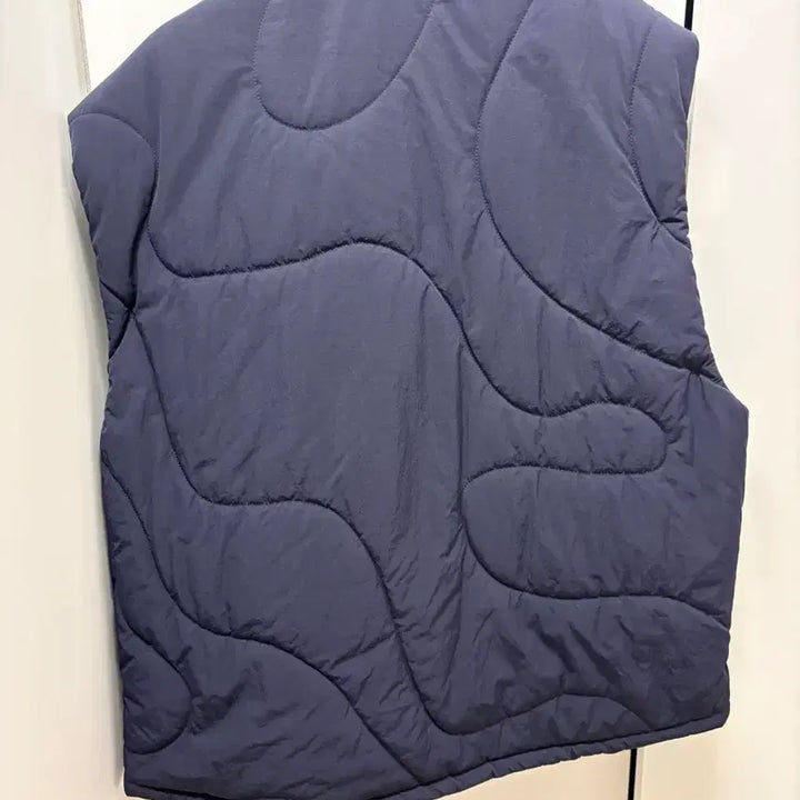 [BUNJANG] H&amp;M Quilted Padded Vest Navy / H&amp;M 퀼팅 패딩 조끼 네이비