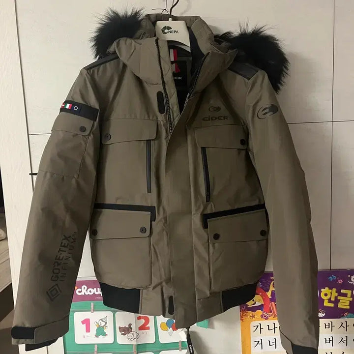 [BUNJANG] Ider Gore-Tex Goose Down Short Padded Jacket / 아이더 스투키 프리미엄 다운자켓