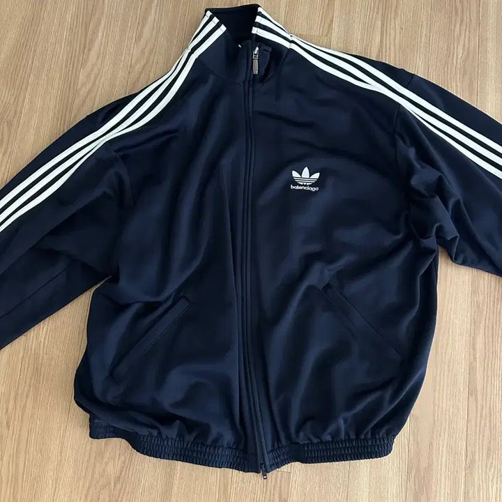 [BUNJANG] Adidas x Balenciaga Track Jacket Navy / [3]발렌시아가 x 아디다스 트랙자켓 네이비