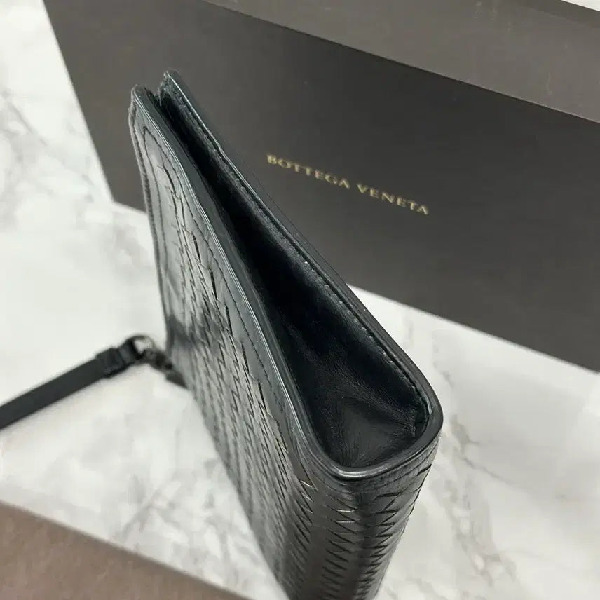 [BUNJANG] Bottega Veneta Intrecciato Weaving Clutch Black / ( 정품 ) 보테가베네타 인트레치아 위빙 클러치 블랙