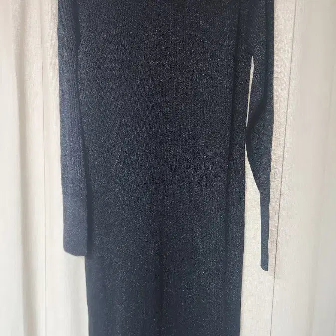 [BUNJANG] COS Metal Black V-Neck Long Dress / COS 코스 메탈 블랙 V넥 롱 원피스