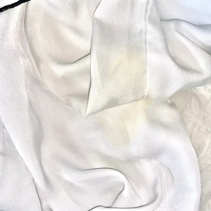 [BUNJANG] Evelyn Frill Ribbon Bow Blouse / 에블린 프릴 리본 보우타이 블라우스 |스나계 양산형 지뢰계 grl 로지타