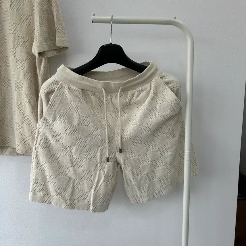 [BUNJANG] Louis Vuitton Damier Short Sleeve and Shorts Set / {셋업} 루이비통 다미에 반팔 반바지 셋업