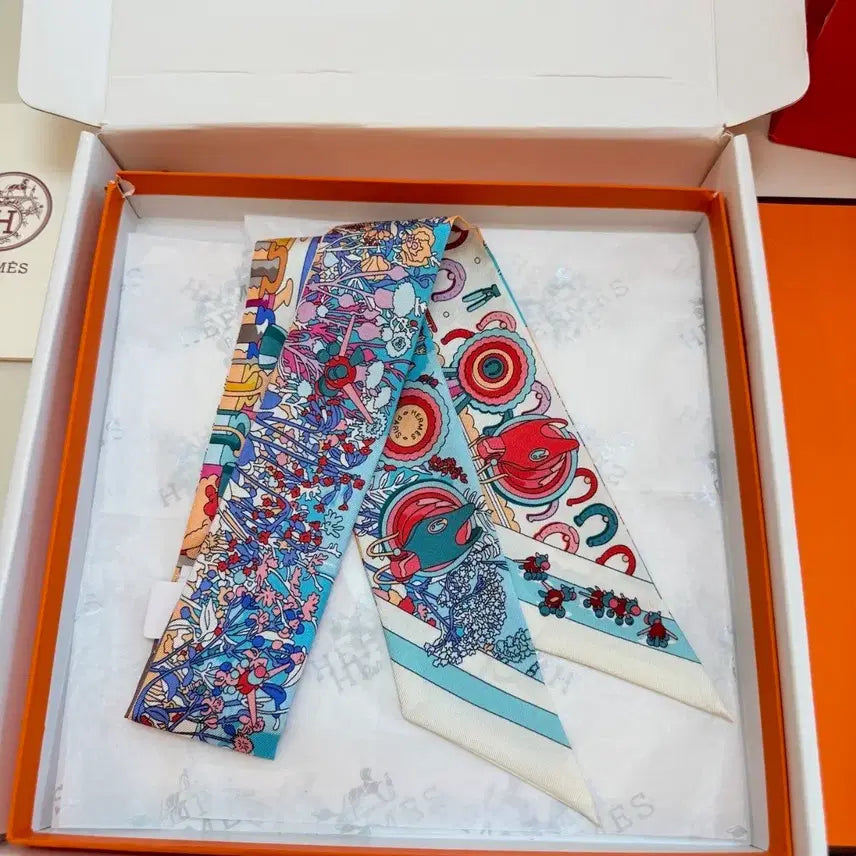 [BUNJANG] Hermes Twilly Silk Scarf / 에르메스 트윌리 스카프