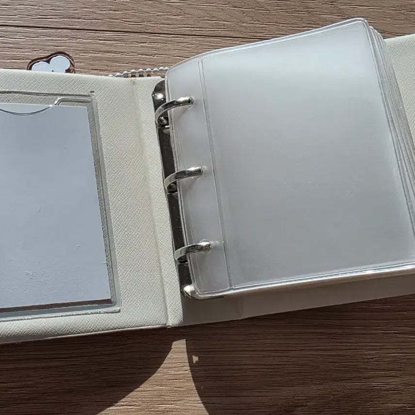 [BUNJANG] Sanrio Hello Kitty Photocard Holder / 산리오 헬로키티 콜렉트북 포카홀더