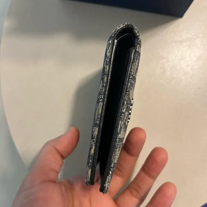 [SOLD OUT] 디올 오블리크 반지갑 + 쇼핑백