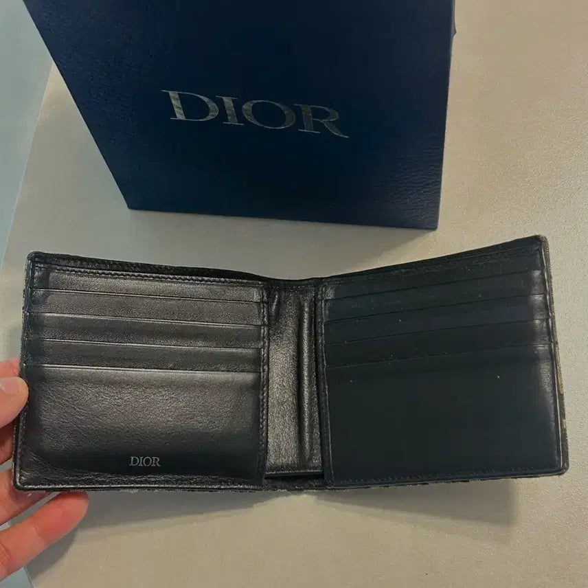 [SOLD OUT] 디올 오블리크 반지갑 + 쇼핑백