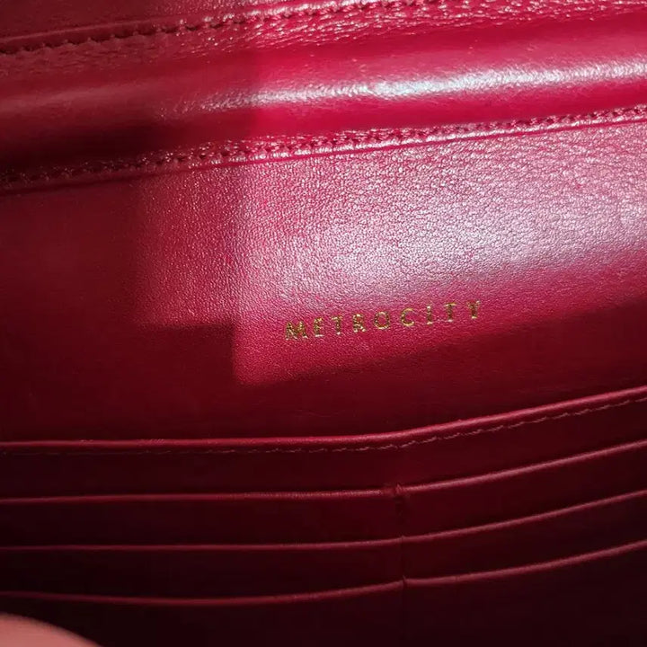 [BUNJANG] Metrocity Quilted Crossbody Bag / 레드색  메트로시티 가방