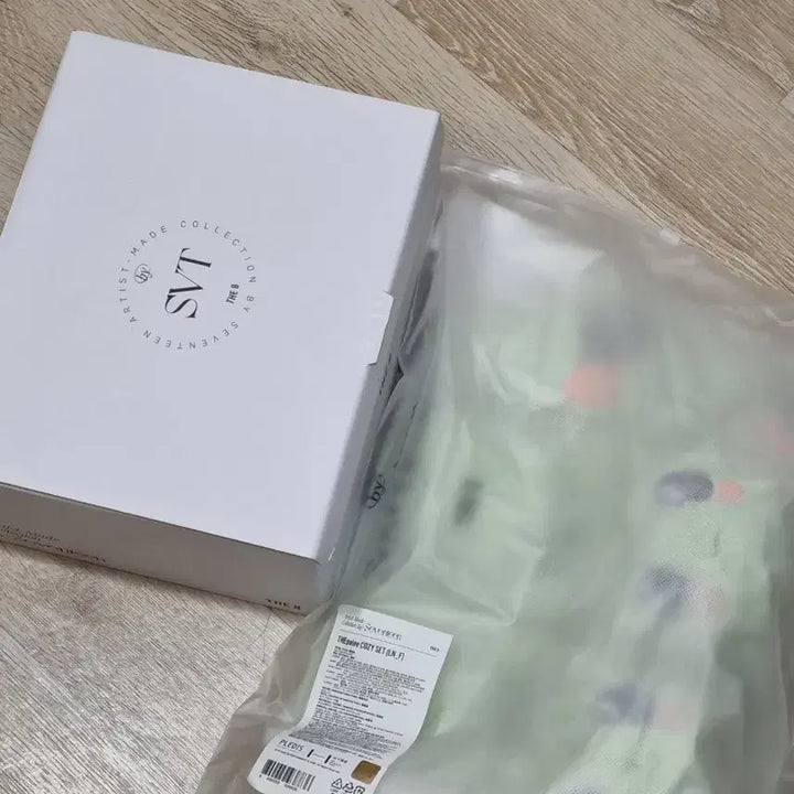 [BUNJANG] SEVENTEEN THE8 Artist Made Tea Set &amp; Cozy Set Bundle / 디에잇 아티스트 메이드 2종 일괄 판매