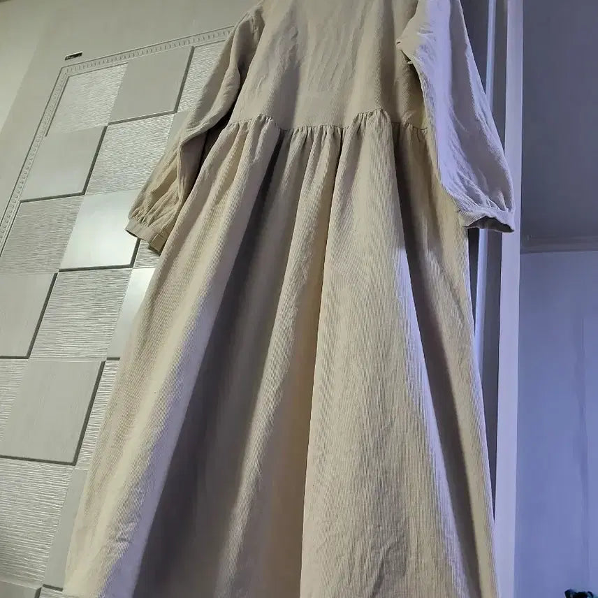 [BUNJANG] Ivory Corduroy Long Dress / 아이보리 코듀로이 롱 원피스