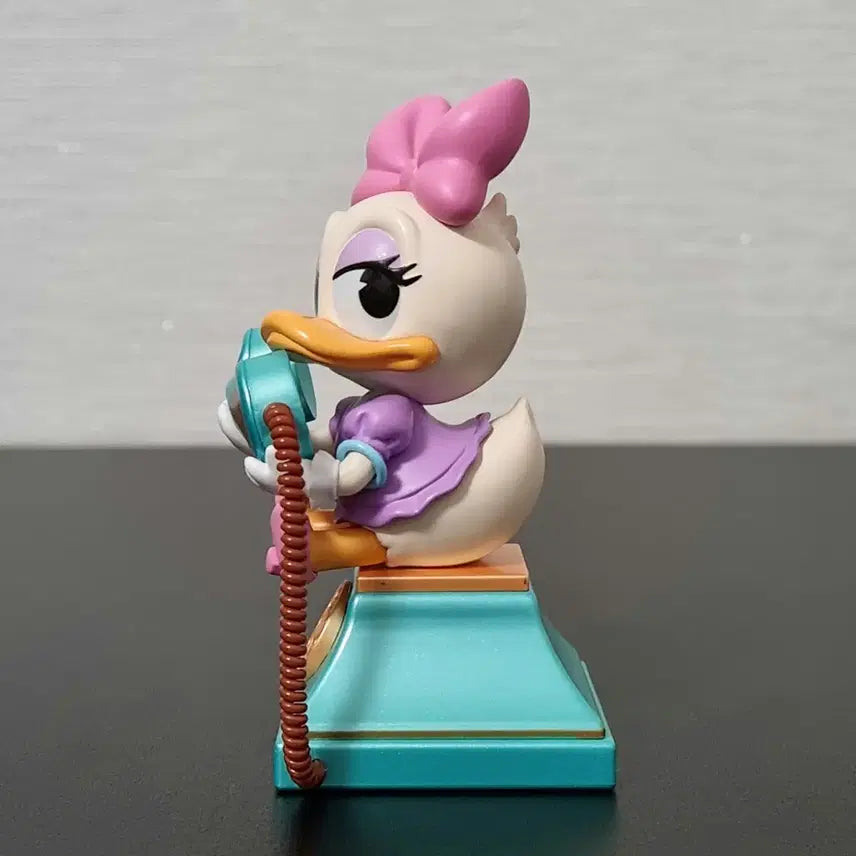 [BUNJANG] Popmart Mickey &amp; Friends Ancient Times Telephone Figure / [팝마트] 9.7cm 디즈니 피규어 미키프렌즈 에이션트 타임 전화기