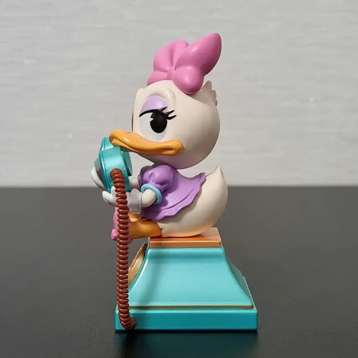 [BUNJANG] Popmart Mickey &amp; Friends Ancient Times Telephone Figure / [팝마트] 9.7cm 디즈니 피규어 미키프렌즈 에이션트 타임 전화기