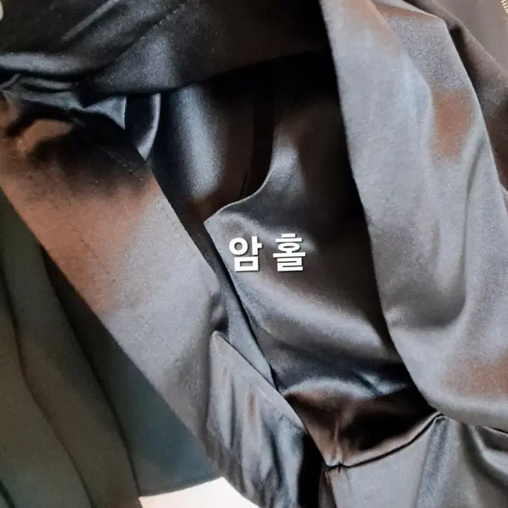 [BUNJANG] Satin Blouse / (55)상태좋은  셔링 새틴 블라우스