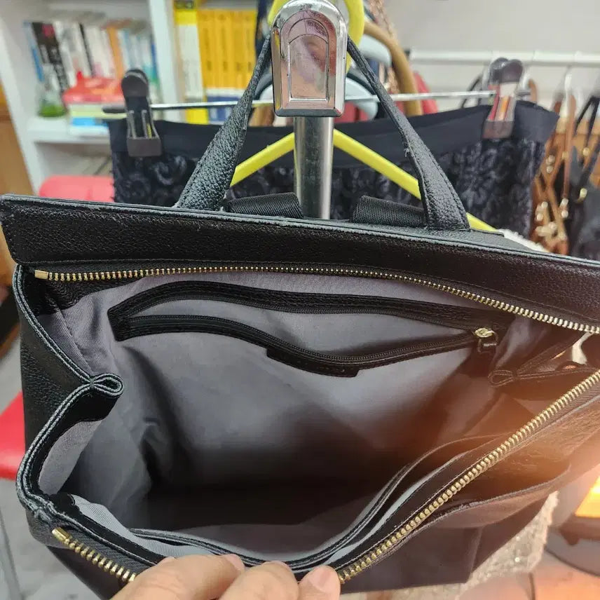 [BUNJANG] Louis Quatorze Leather Backpack / 루이까또즈 백팩-정품