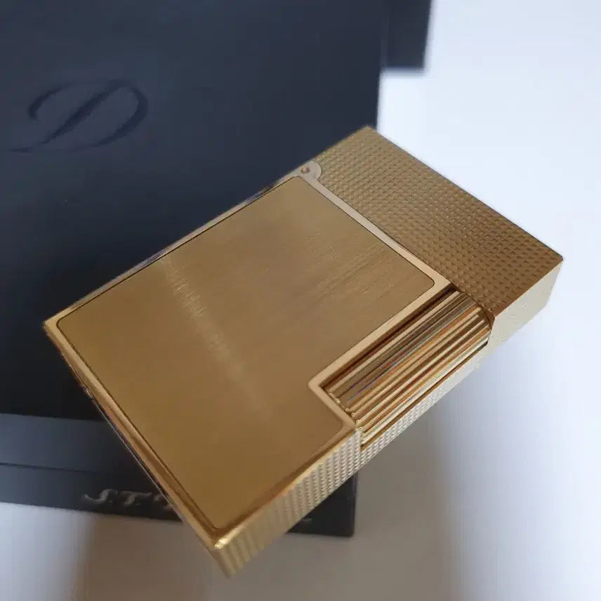 [BUNJANG] Dupont Lighter New Line 2 CA18602 Gold / [백화점판] 듀퐁라이터 뉴 라인2 ca18602 금장 쌍불 듀퐁 라이타