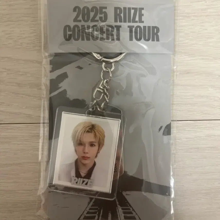 [BUNJANG] RIIZE Shotaro Tour Keyring / 쇼타로 투어 키링 판매