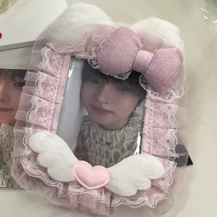 [BUNJANG] Hello Kitty Photocard Holder / 천사 헬로키티 포카홀더