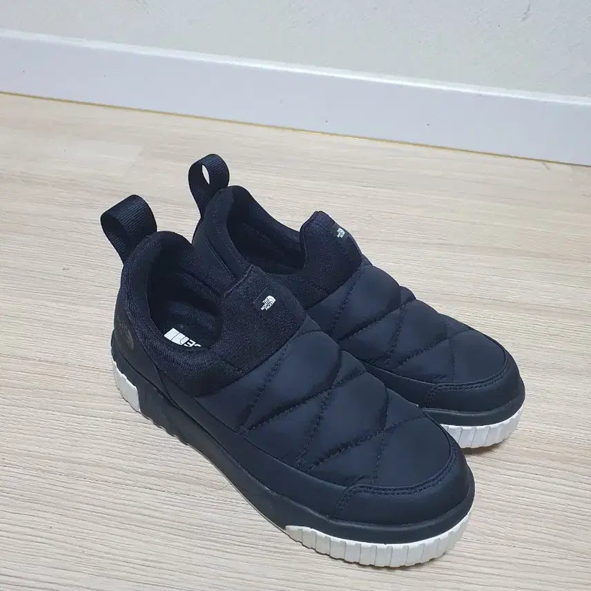 [BUNJANG] The North Face Slip-on 250 Shoes / 노스페이스 슬립온 250