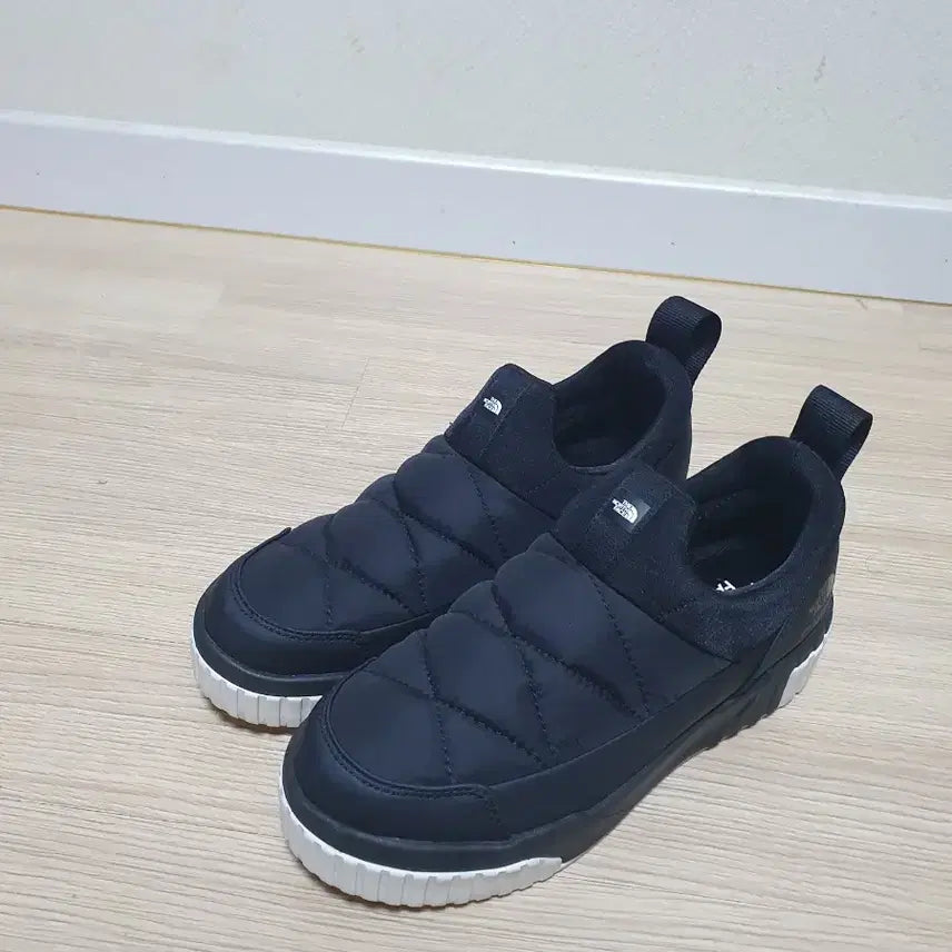 [BUNJANG] The North Face Slip-on 250 Shoes / 노스페이스 슬립온 250
