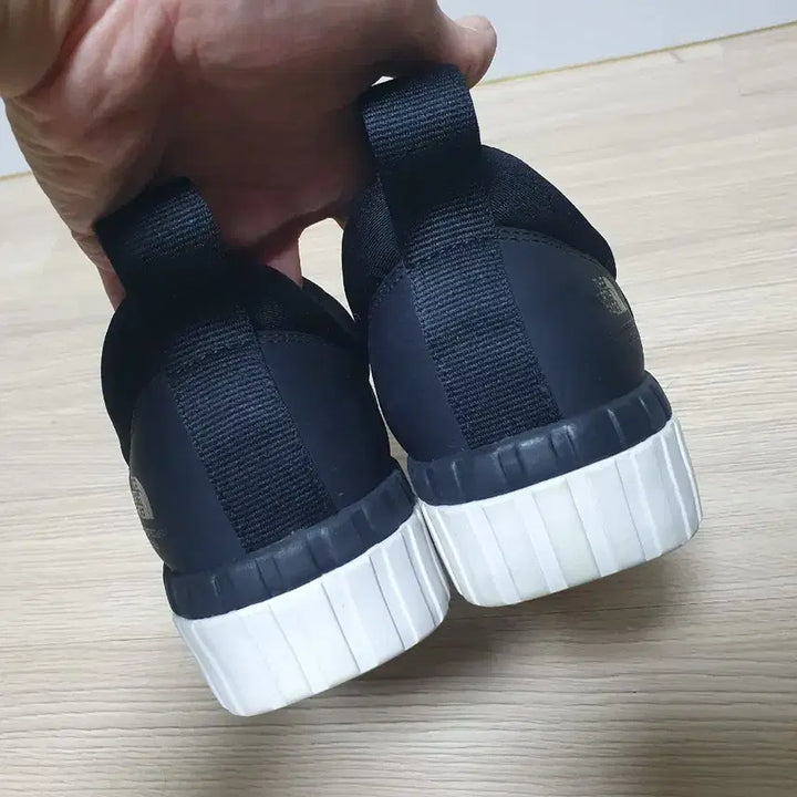 [BUNJANG] The North Face Slip-on 250 Shoes / 노스페이스 슬립온 250
