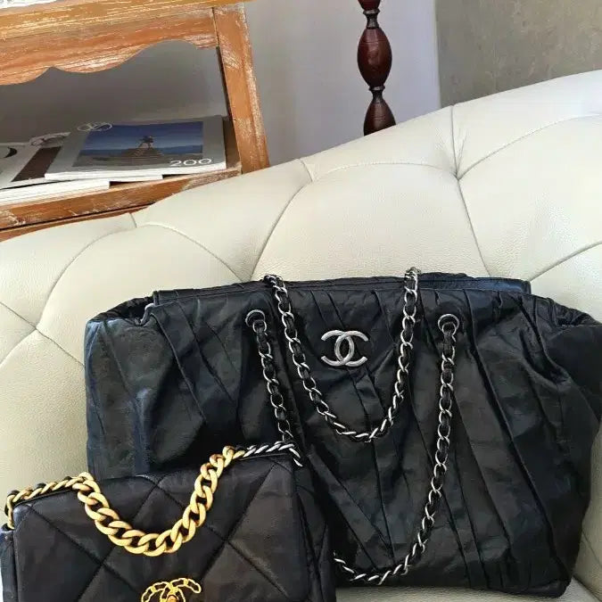 [BUNJANG] Chanel Pleats Shopper Bag Maxi / 샤넬 플리츠 쇼퍼백 맥시