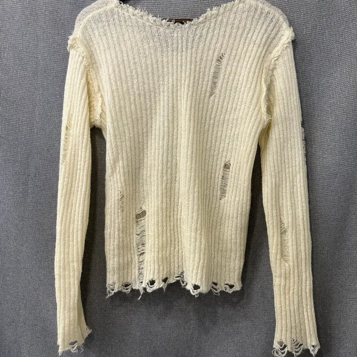 [BUNJANG] Vintage Ivory Knit Top / 빈티지 데미지 니트
