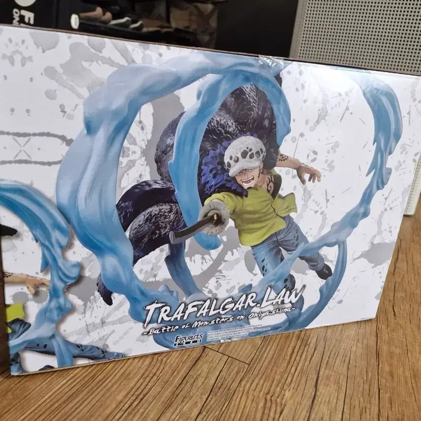 [BUNJANG] Figuarts ZERO One Piece Trafalgar Law Figure (New, Unopened) / Figuarts ZERO 원피스 아츠제로 트라팔가 로우 피규어 미개봉