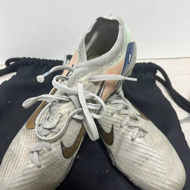 [BUNJANG] Nike Mercurial Soccer Cleats / 나이키머큐리얼 축구화260