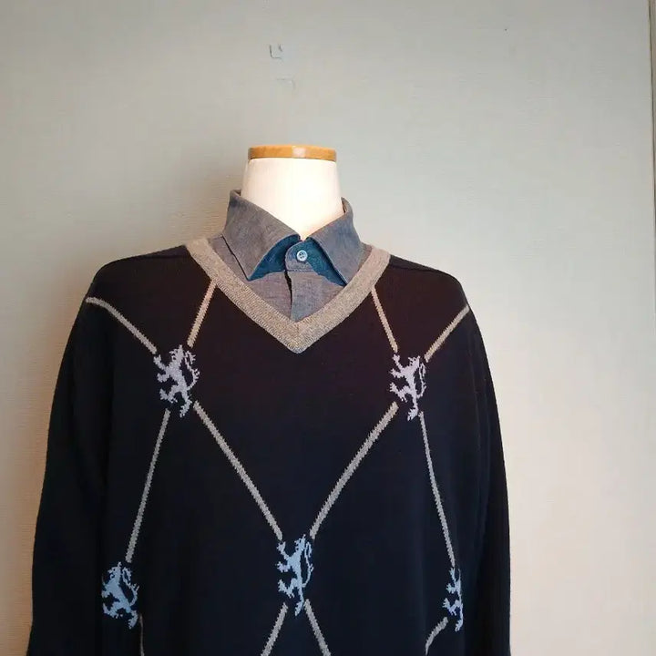 [BUNJANG] Pringle Diamond Pattern V-Neck Knit Sweater (M) / 프링글 다이아몬드 패턴 브이넥 니트. 사이즈M. 골프웨어/남여공용 가능.