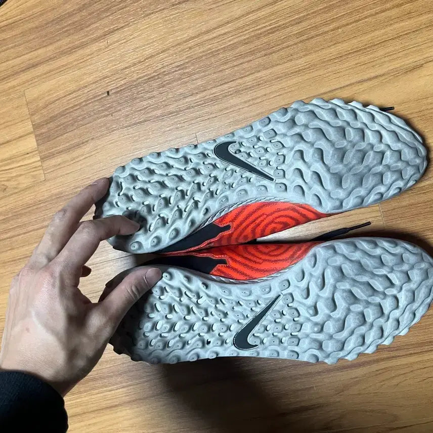 [BUNJANG] Nike React Phantom GX Pro TF Soccer Cleats / 나이키 리액트 팬텀 GX 프로 TF 275