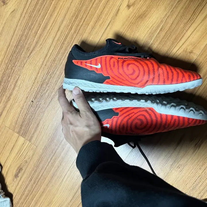 [BUNJANG] Nike React Phantom GX Pro TF Soccer Cleats / 나이키 리액트 팬텀 GX 프로 TF 275