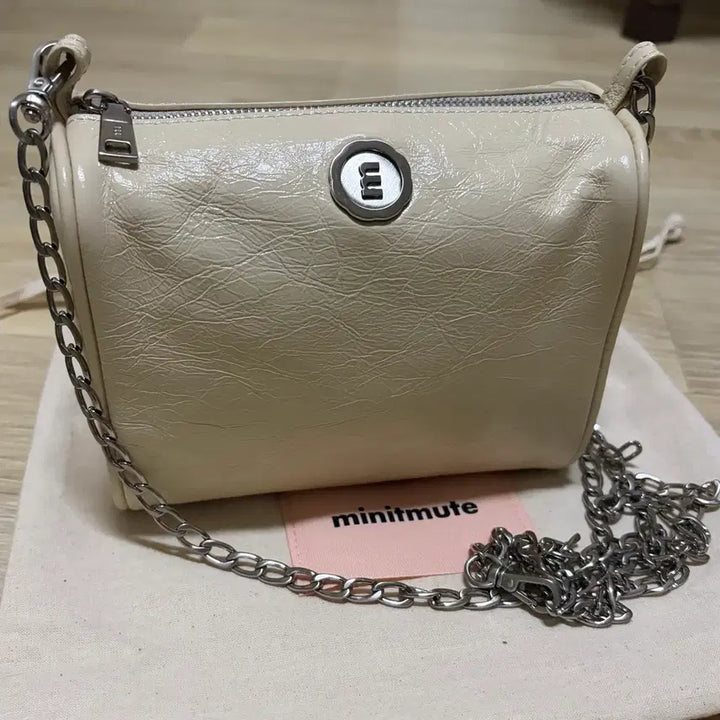 [BUNJANG] Minitmute Brett Mini Muse Ivory / 상태최상)미닛뮤트 minitmute 브렛미니 뮤아이보리 팝니다.