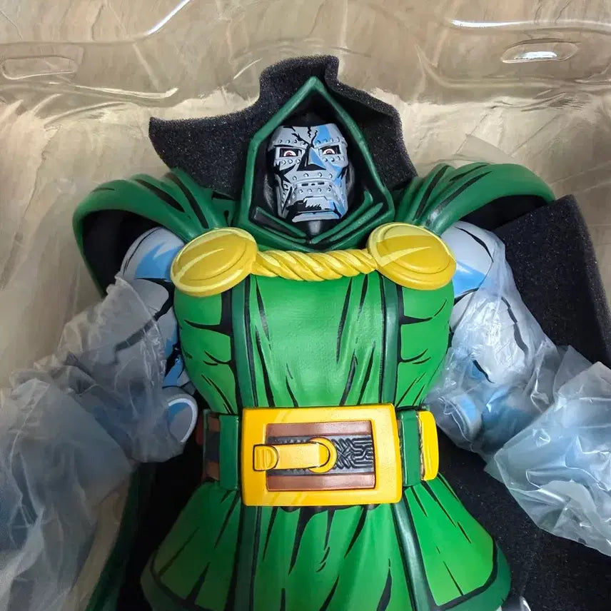 [BUNJANG] Marvel Doctor Doom MDO Soft Vinyl / Mondo 닥터둠 코믹스 소프비 피규어