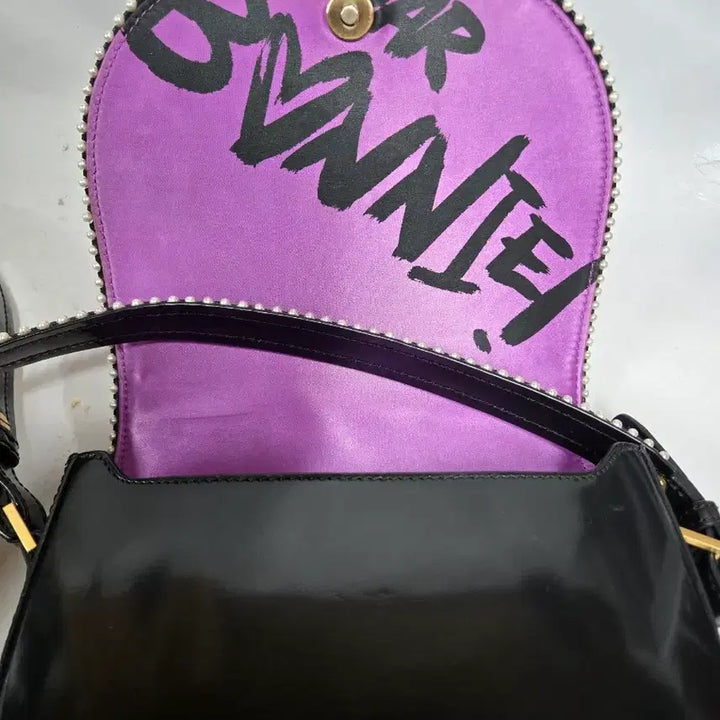 [BUNJANG] Couronne Leather Shoulder Bag / 쿠론 가죽 숄더백 크로스바디백