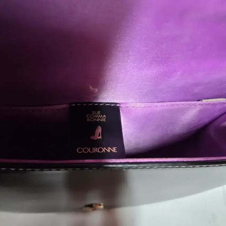 [BUNJANG] Couronne Leather Shoulder Bag / 쿠론 가죽 숄더백 크로스바디백