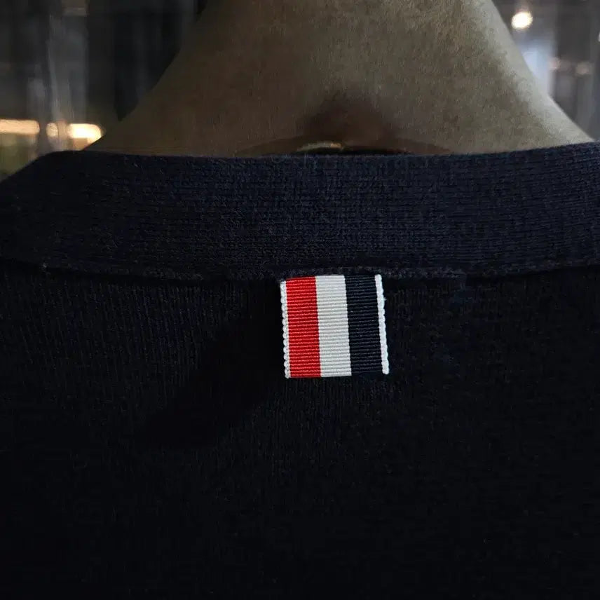 [BUNJANG] Thom Browne Milano Stitch Gold Button Cardigan Navy / [정품/새상품급/2사이즈] 톰브라운 밀라노스티치 금장 가디건 네이비